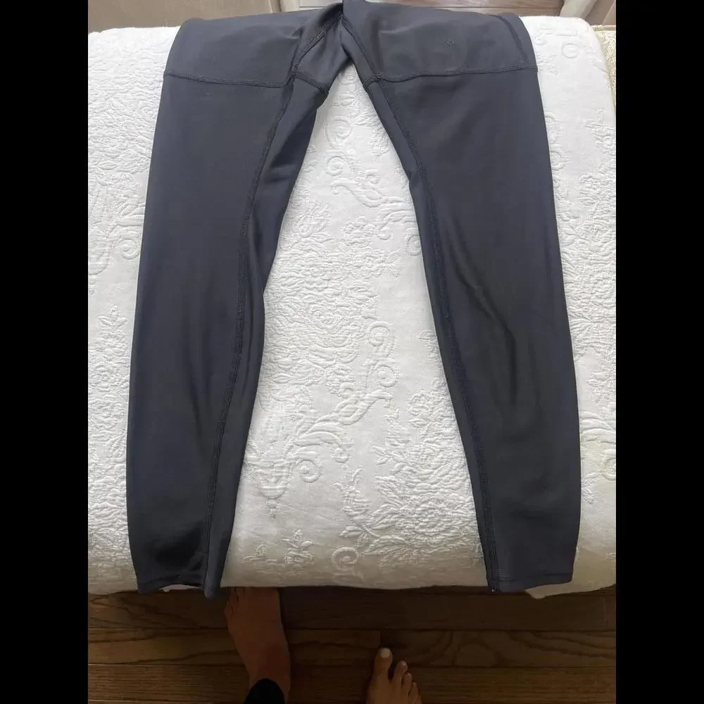 Alo yoga leggings size small